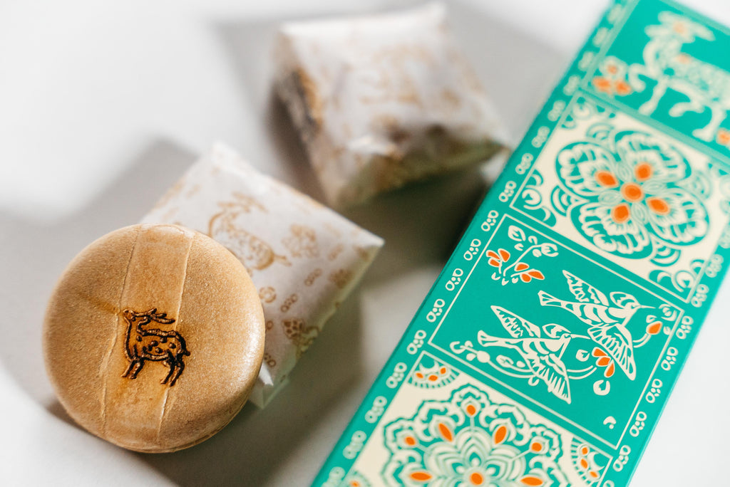 本家菊屋】鹿もなか｜【ならわし narawashi】｜送料無料 奈良 通販