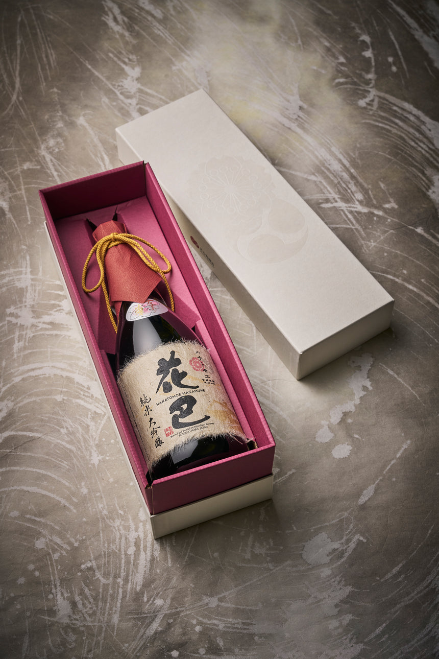 【美吉野醸造】花巴 万葉の華 純米大吟醸　ギフトBOX入り