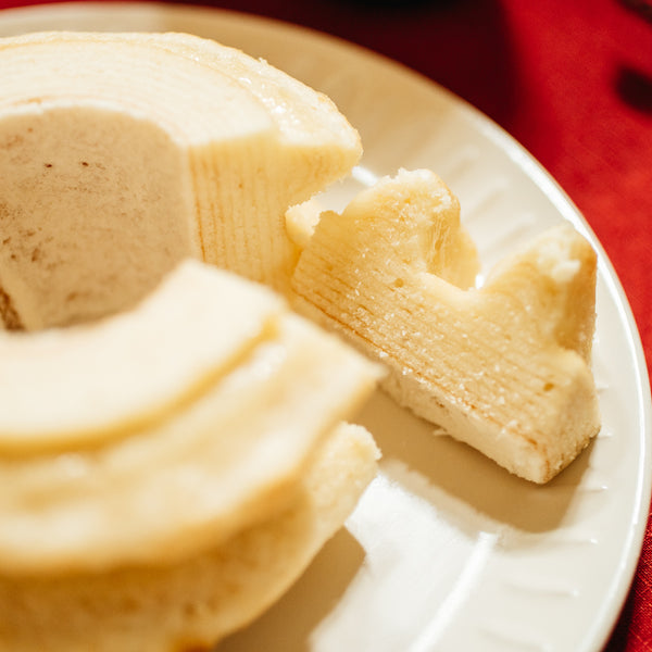 鹿野】しかの白ちゃんバームクーヘン｜ならわし narawashi｜【送料無料】